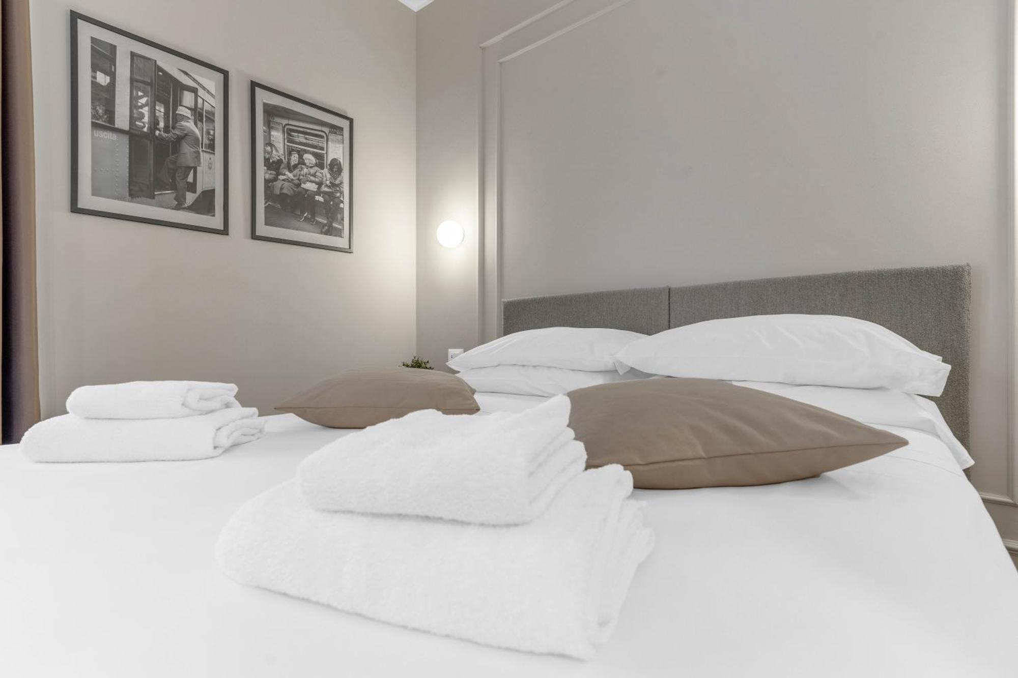 Torriani Suites Foresteria Lombarda Μιλάνο Εξωτερικό φωτογραφία
