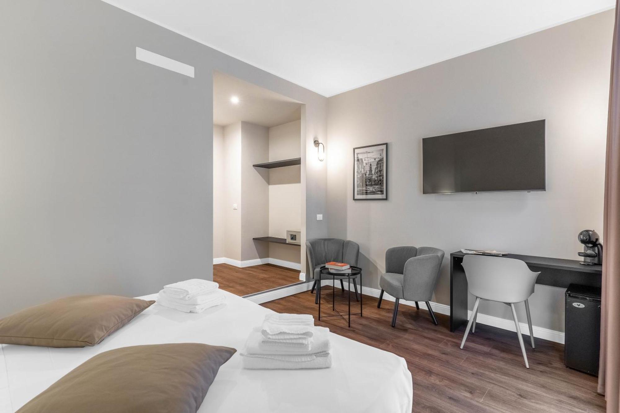 Torriani Suites Foresteria Lombarda Μιλάνο Εξωτερικό φωτογραφία